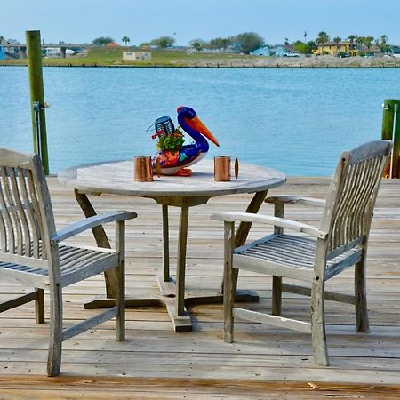 Waterfront Guesthouse On Key Allegro/Little Bay With Dock ร็อกพอร์ต ภายนอก รูปภาพ