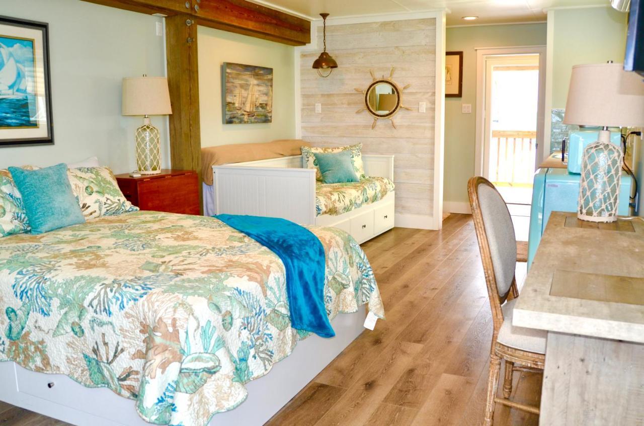 Waterfront Guesthouse On Key Allegro/Little Bay With Dock ร็อกพอร์ต ภายนอก รูปภาพ