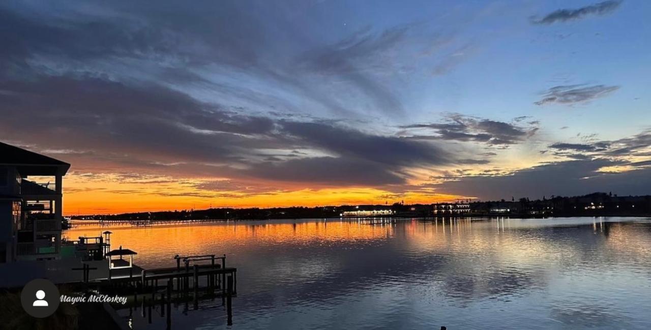 Waterfront Guesthouse On Key Allegro/Little Bay With Dock ร็อกพอร์ต ภายนอก รูปภาพ